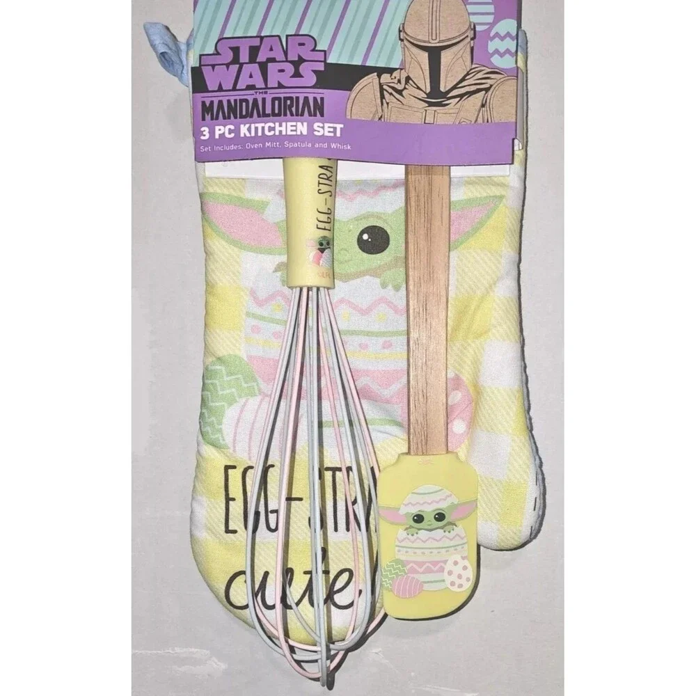 Star Wars Mandalorian Baby Yoda 3 Piece Kitchen Set Oven Mitt Spatula Whisk New